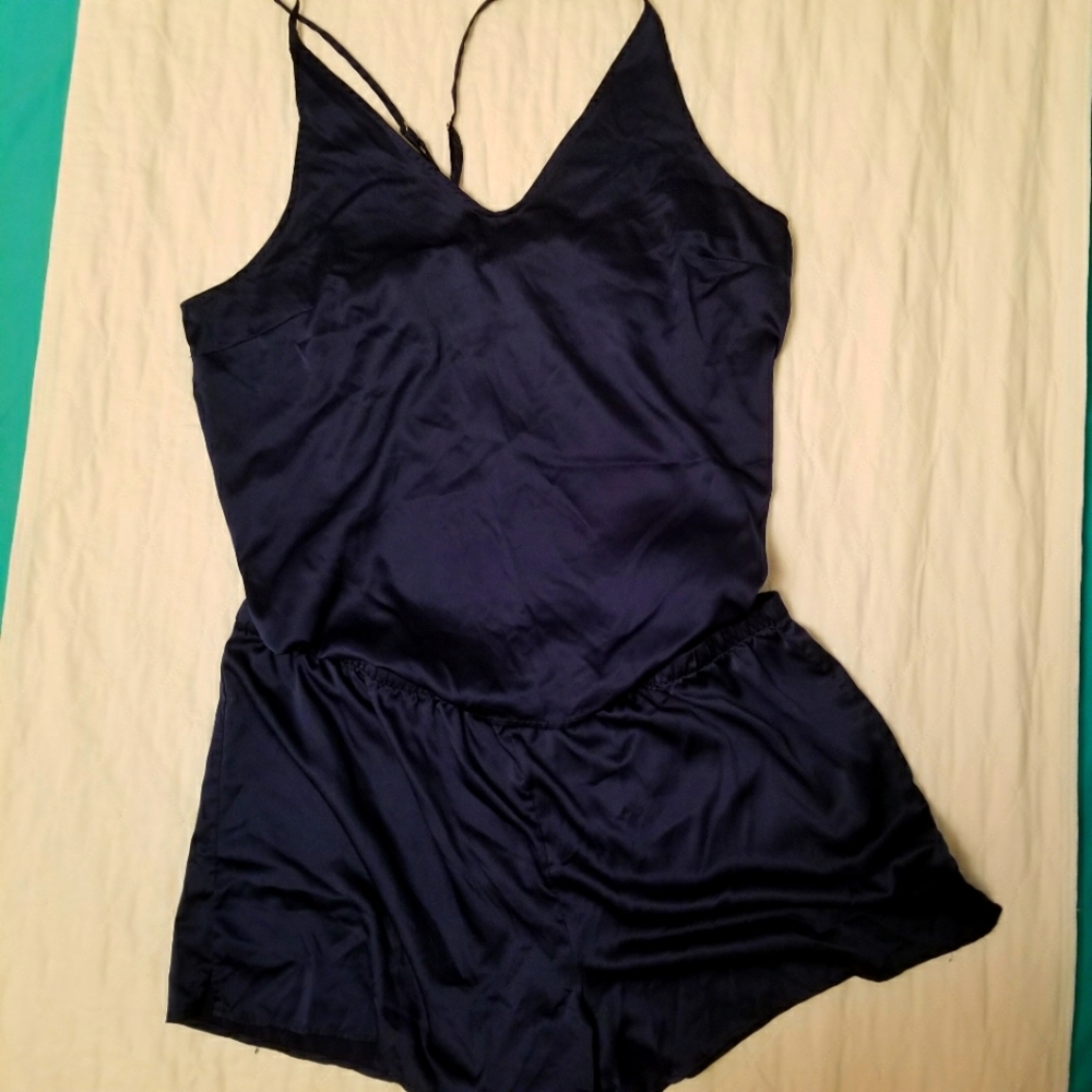 Stars & Above Navy Satin Tank and Shorts Pajama set - Sz Lrg/XL